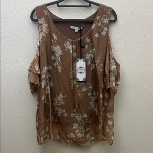 Tempo Paris Floral Tan Cold Shoulder Blouse